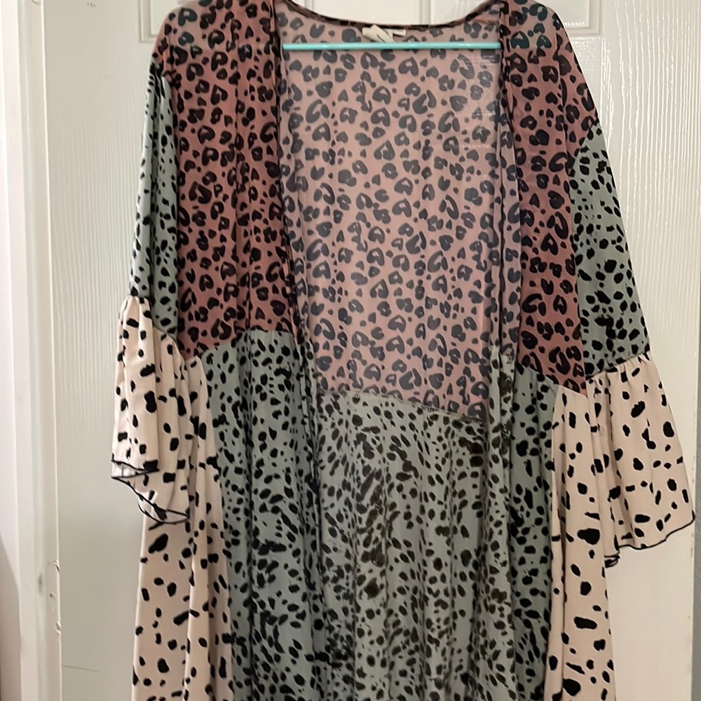Cheetah duster